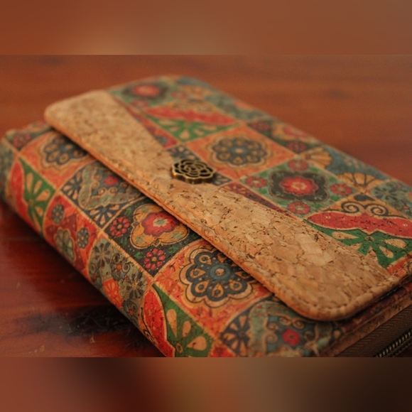 Cork Wallet - Picture 5 of 6